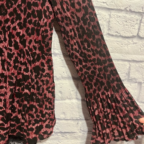 NWOT Laurie Felt Leopard Shirt Medium - Picture 3 of 5